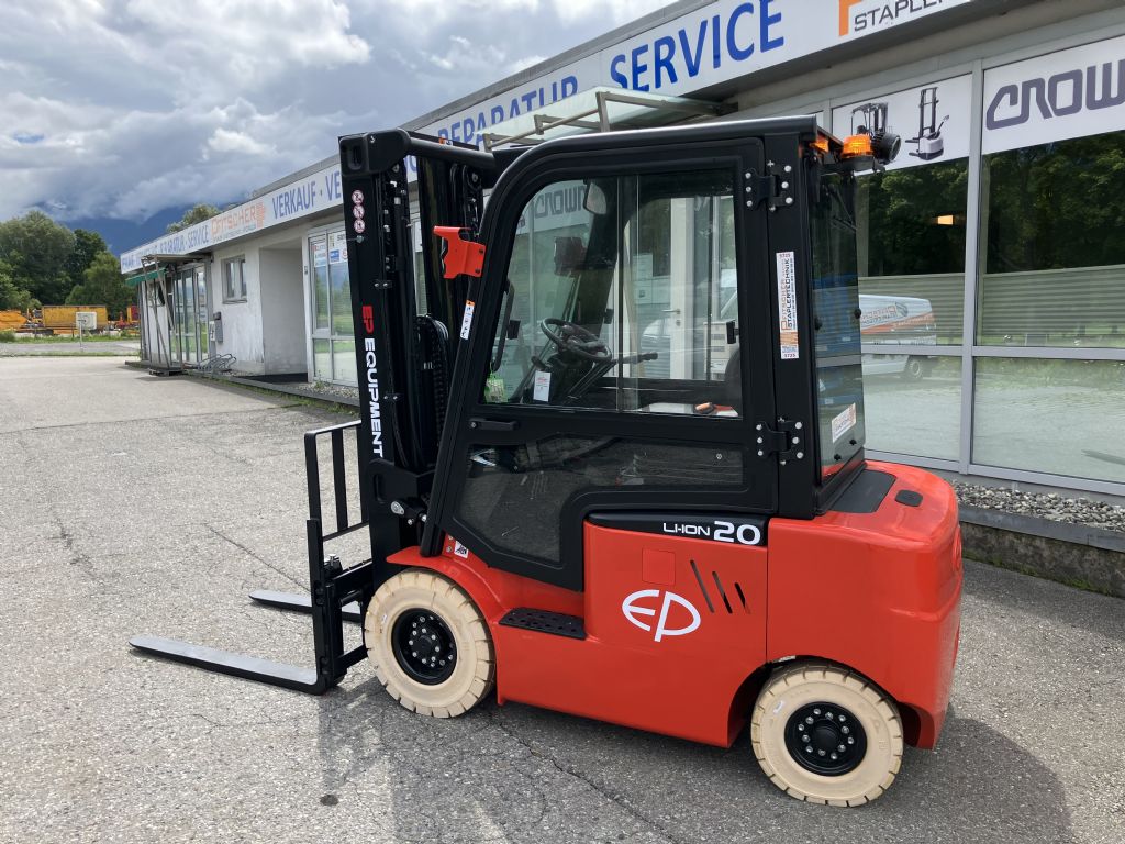 EP EFL201 Elektro 4 Rad-Stapler www.staplertechnik.at EP EFL201 Elektro 4 Rad-Stapler www.staplertechnik.at