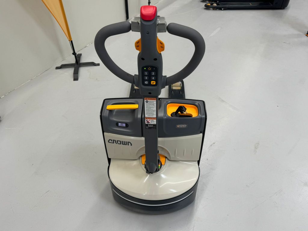Crown-WJ 50 1.5-Niederhubwagen-www.staplertechnik.at