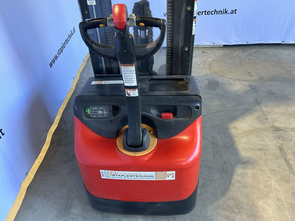 Crown-ES4000-Hochhubwagen-www.staplertechnik.at