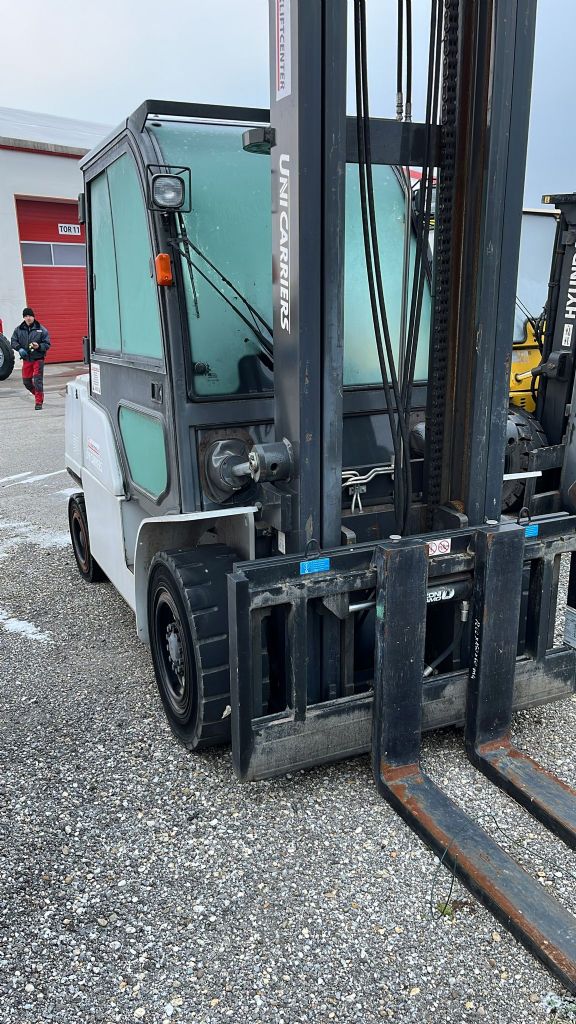 UniCarriers DG1F4A50Q Diesel Forklift www.staplertechnik.at