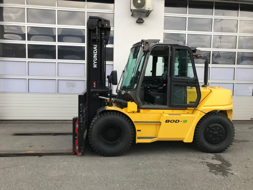 Hyundai 80D-9 Dieselstapler www.staplertechnik.at