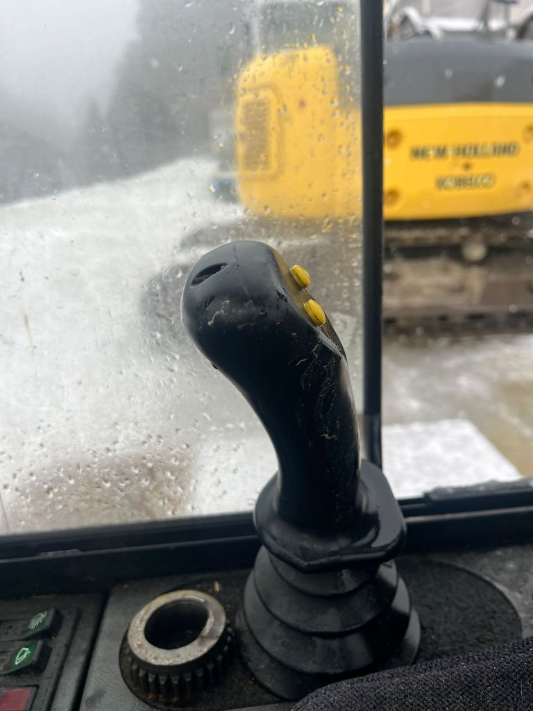 Jumbo J/SNEA 50/13/55 Electric Sideloaders www.staplertechnik.at Jumbo J/SNEA 50/13/55 Electric Sideloaders www.staplertechnik.at