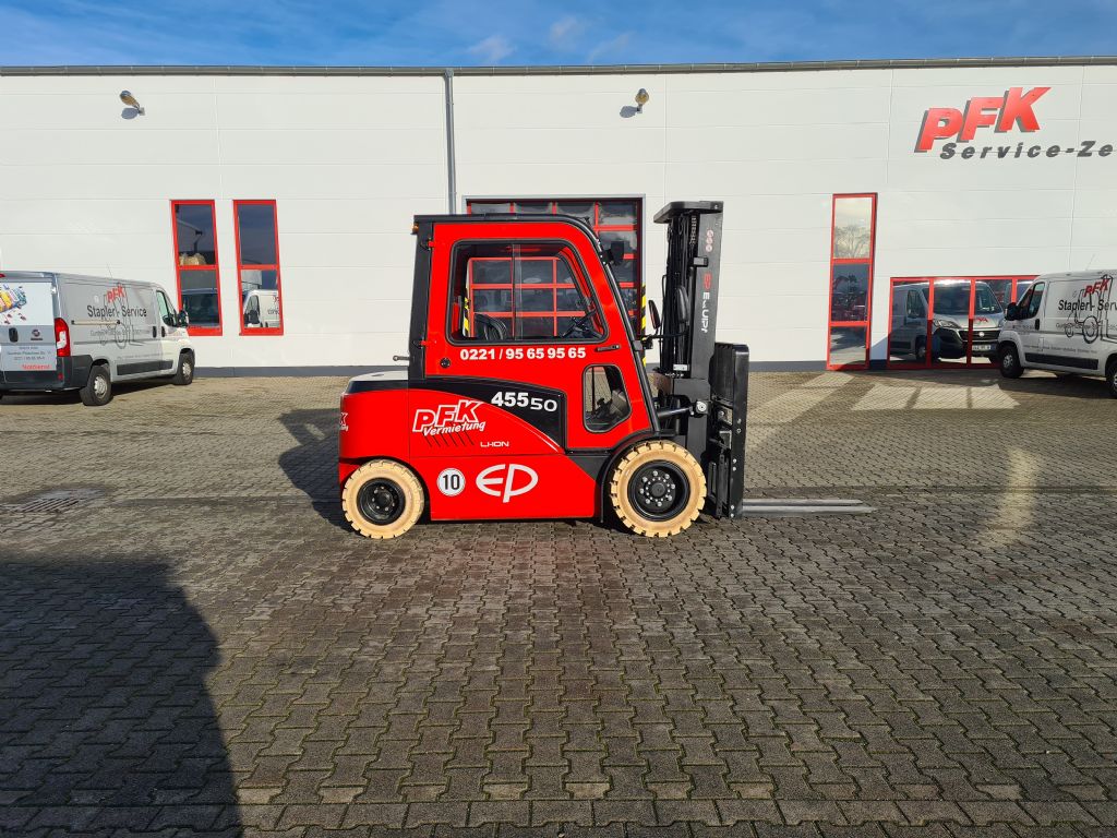 EP CPD50F8 Elektro 4 Rad-Stapler www.pfk.de