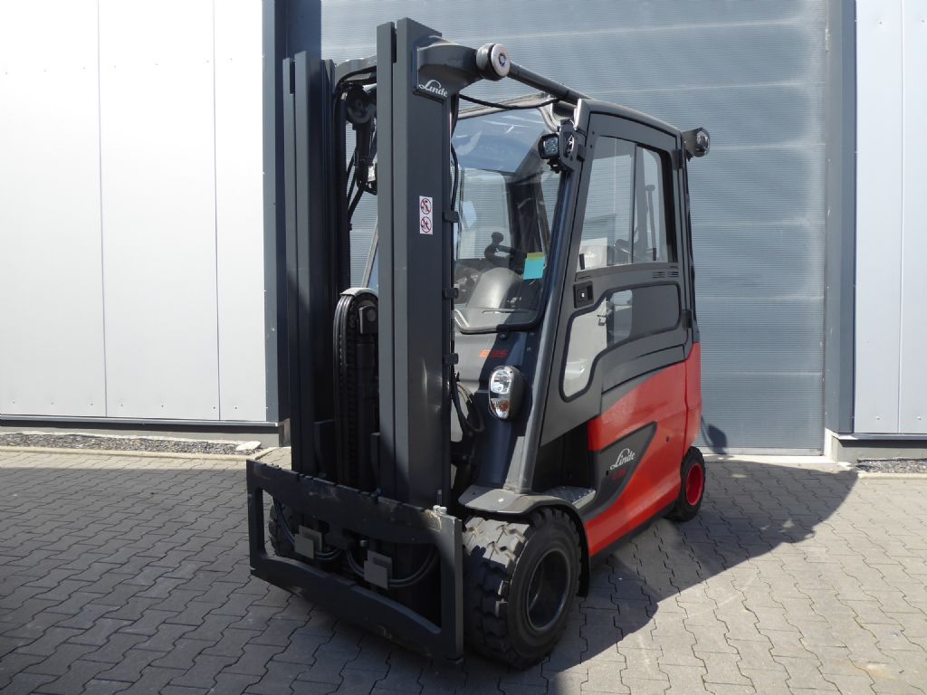 Linde E35HL-01 Elektro 4 Rad-Stapler www.sks-stapler.at