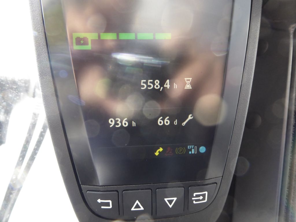 Linde E35HL-01 Elektro 4 Rad-Stapler www.rf-stapler.de Linde E35HL-01 Elektro 4 Rad-Stapler www.rf-stapler.de