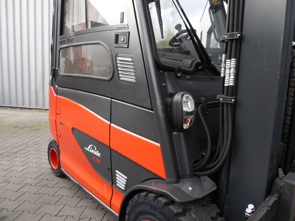 Linde E35HL-01 Elektro 4 Rad-Stapler www.rf-stapler.de Linde E35HL-01 Elektro 4 Rad-Stapler www.rf-stapler.de
