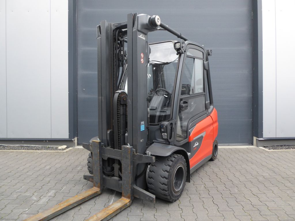 Linde E35L-01 Elektro 4 Rad-Stapler www.sks-stapler.at