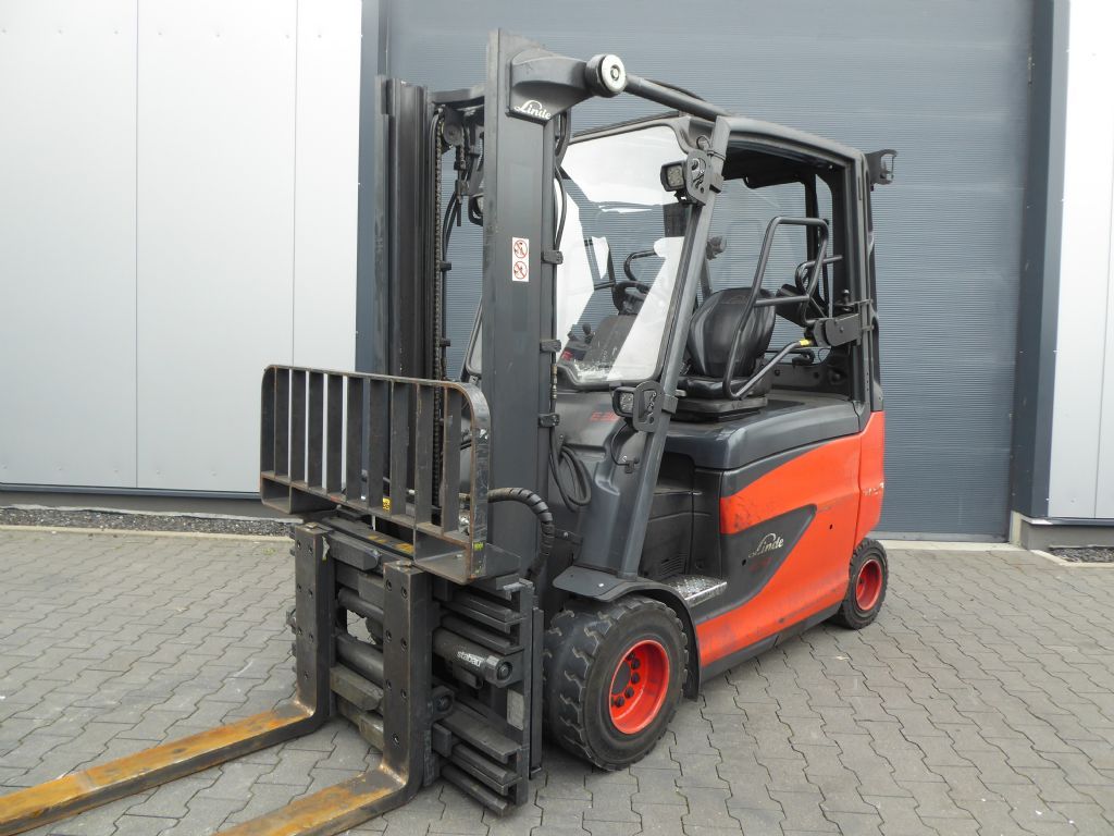 Linde E30HL-01/600 Elektro 4 Rad-Stapler www.sks-stapler.at