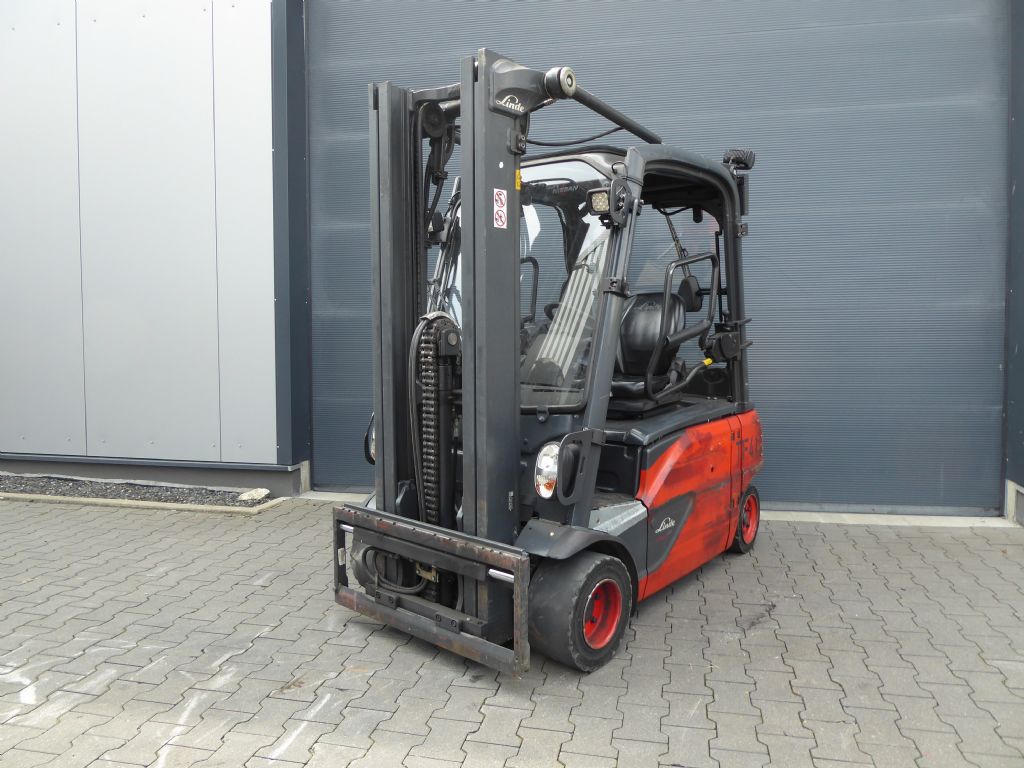 Linde E20PL-02 Elektro 4 Rad-Stapler www.sks-stapler.at