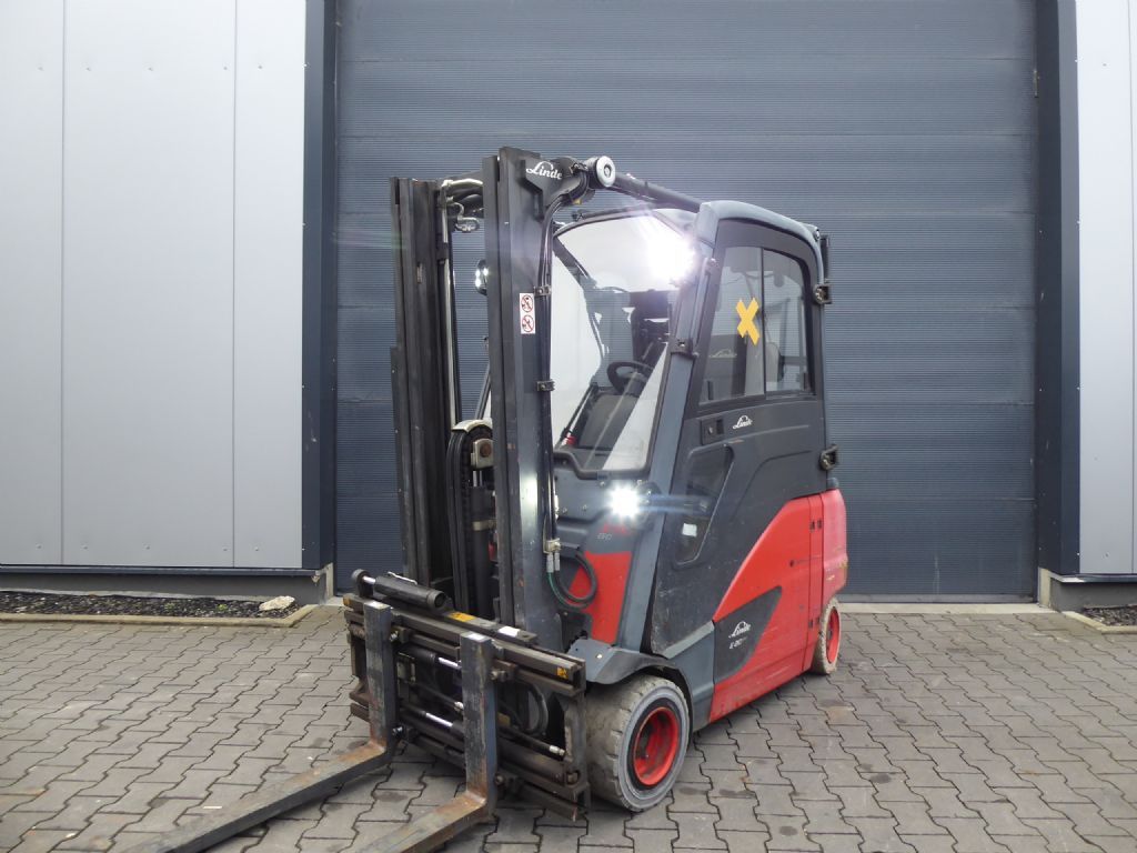 Linde E20PHL-02 Elektro 4 Rad-Stapler www.zeidlerstapler.at