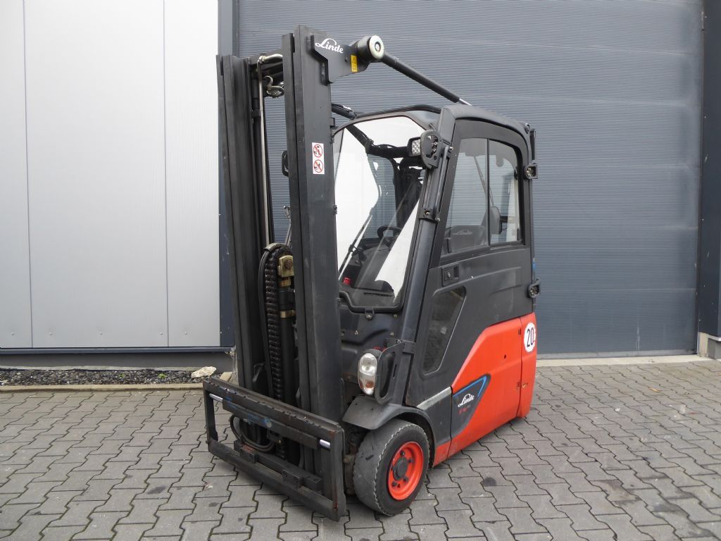 Linde E16-02 Batterie 2021 Elektro 3 Rad-Stapler www.sks-stapler.at
