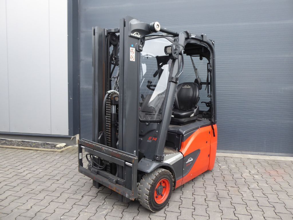 Linde E14-02 Elektro 3 Rad-Stapler www.zeidlerstapler.at