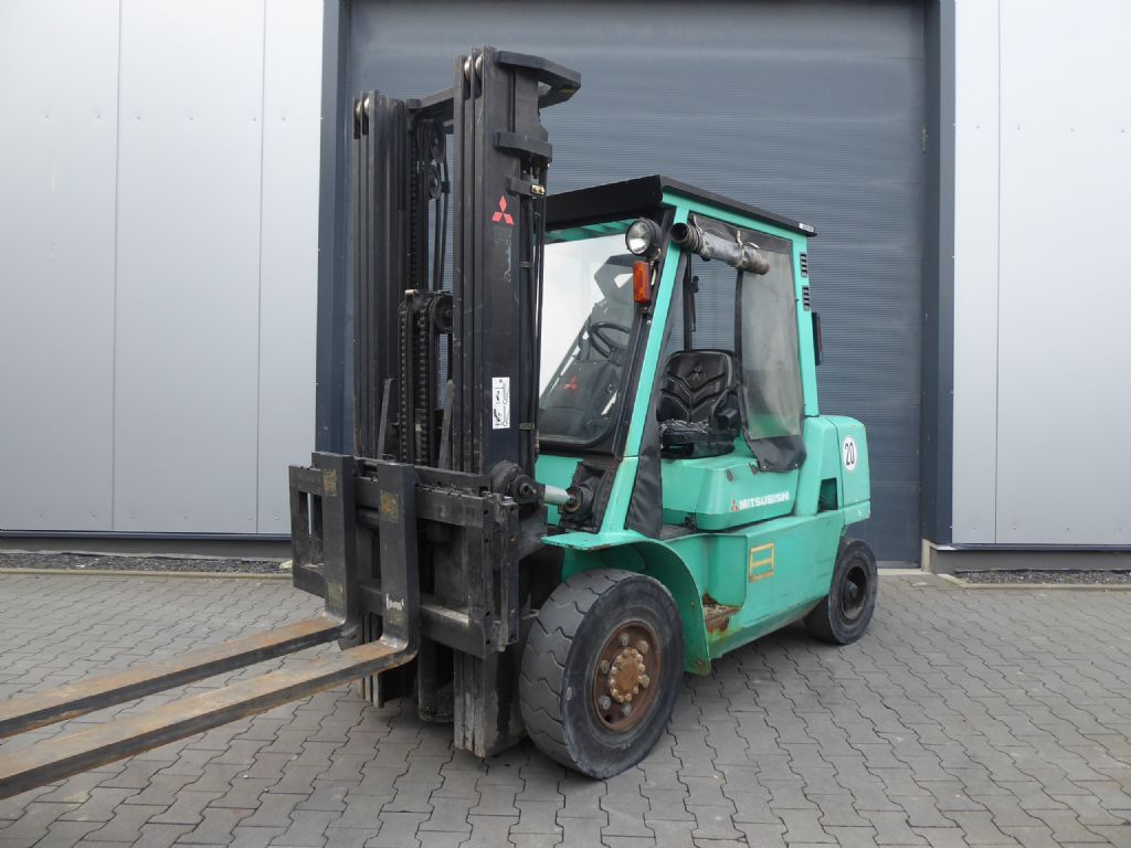 Mitsubishi FG40N Treibgasstapler www.sks-stapler.at
