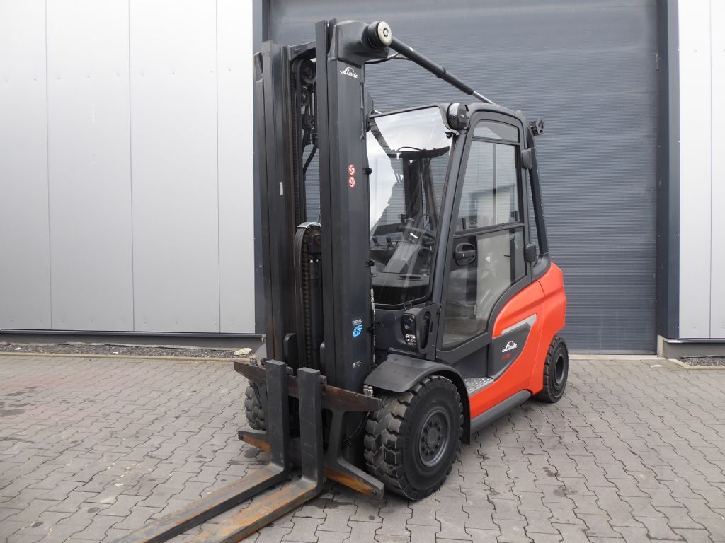 Linde H35D-01 Dieselstapler www.rf-stapler.de