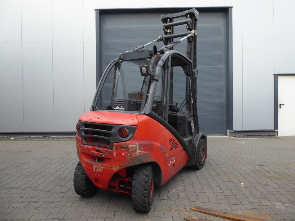 Linde H30D-02 Dieselstapler www.rf-stapler.de Linde H30D-02 Dieselstapler www.rf-stapler.de