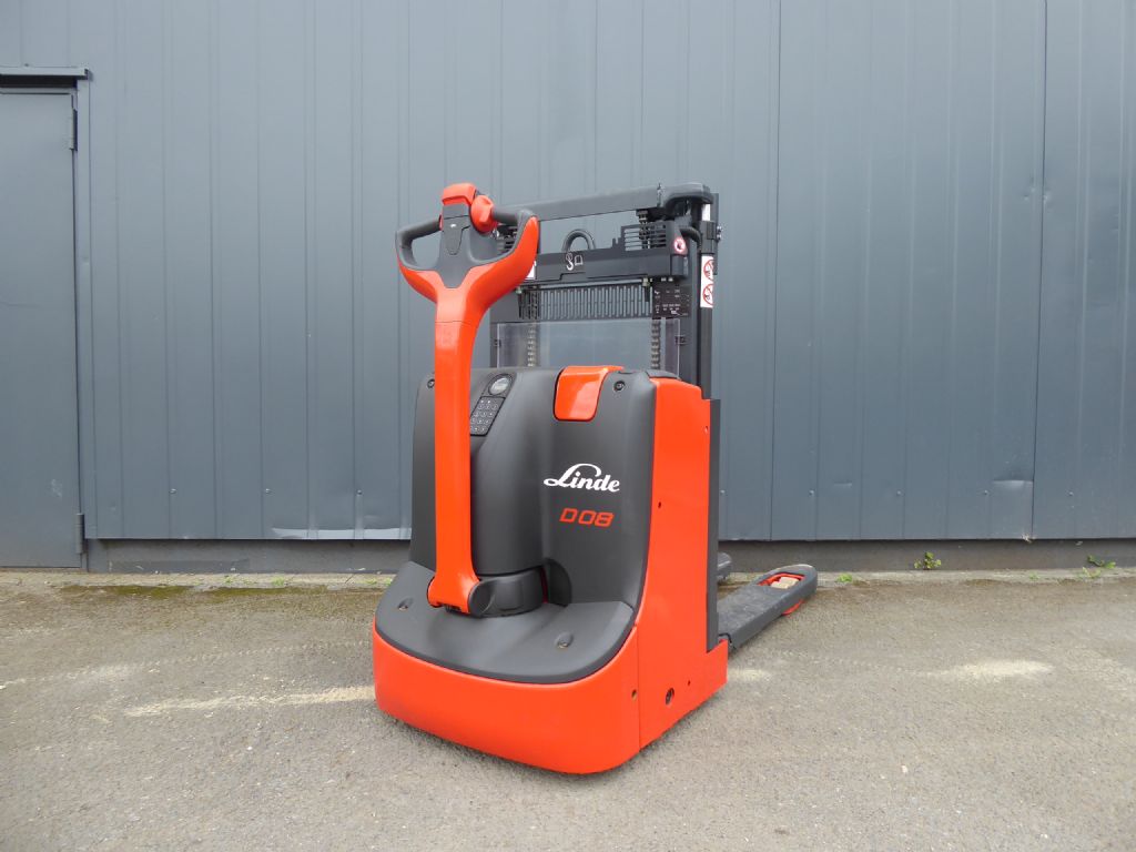 Linde D08 Hochhubwagen www.sks-stapler.at