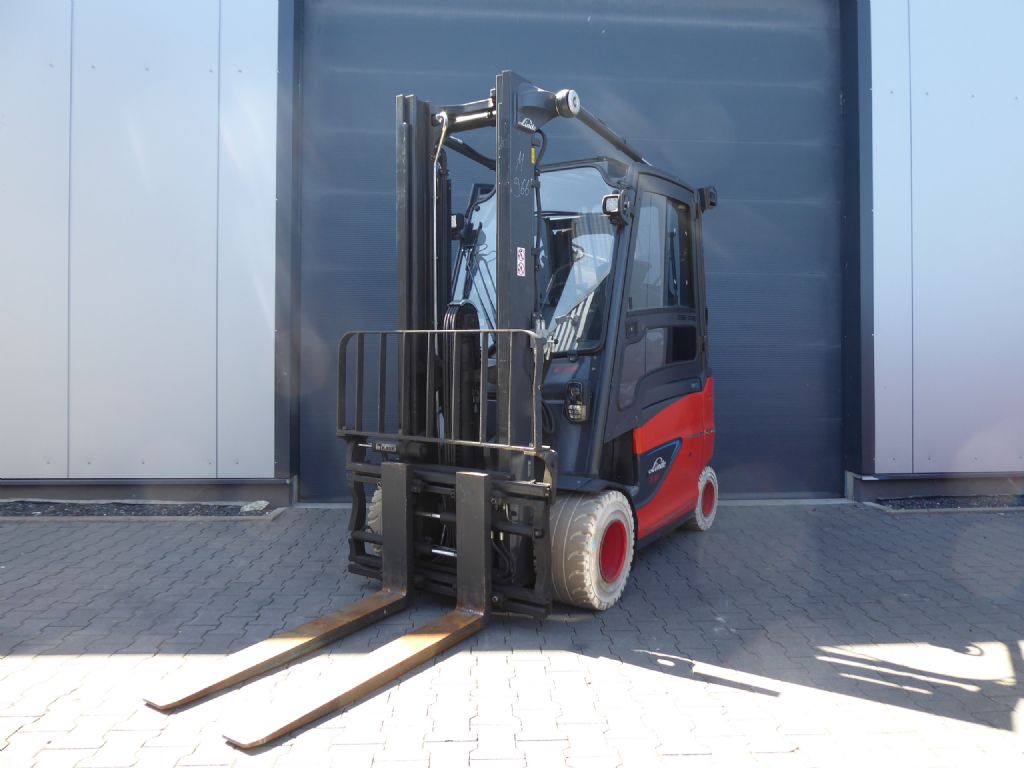 Linde E35HL-01 Elektro 4 Rad-Stapler www.sks-stapler.at