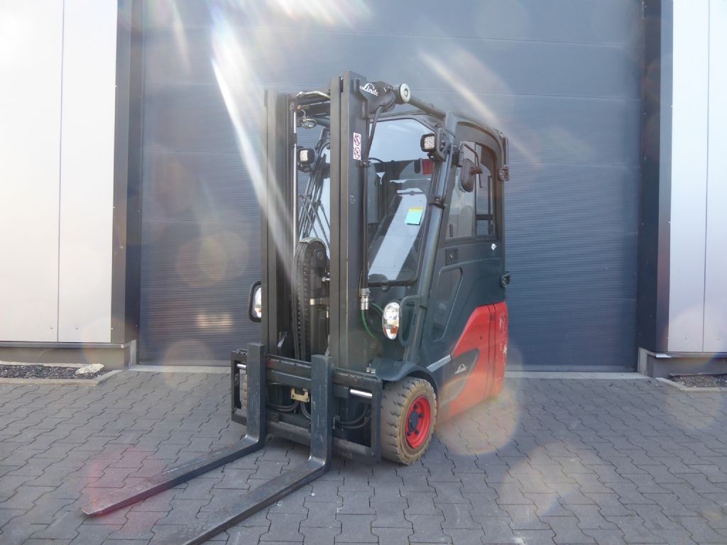 Linde E16C-02 Elektro 3 Rad-Stapler www.sks-stapler.at