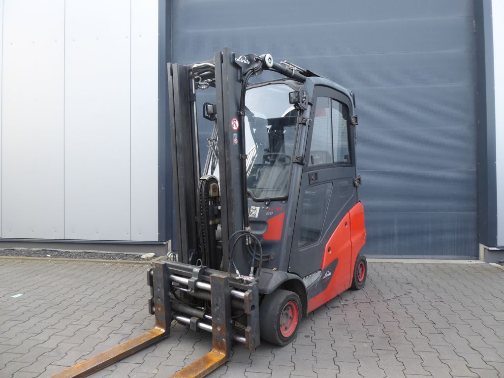 Linde H18T-01 Treibgasstapler www.sks-stapler.at
