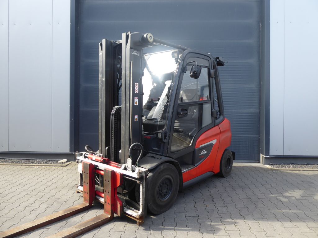 Linde H35T-01 Treibgasstapler www.sks-stapler.at