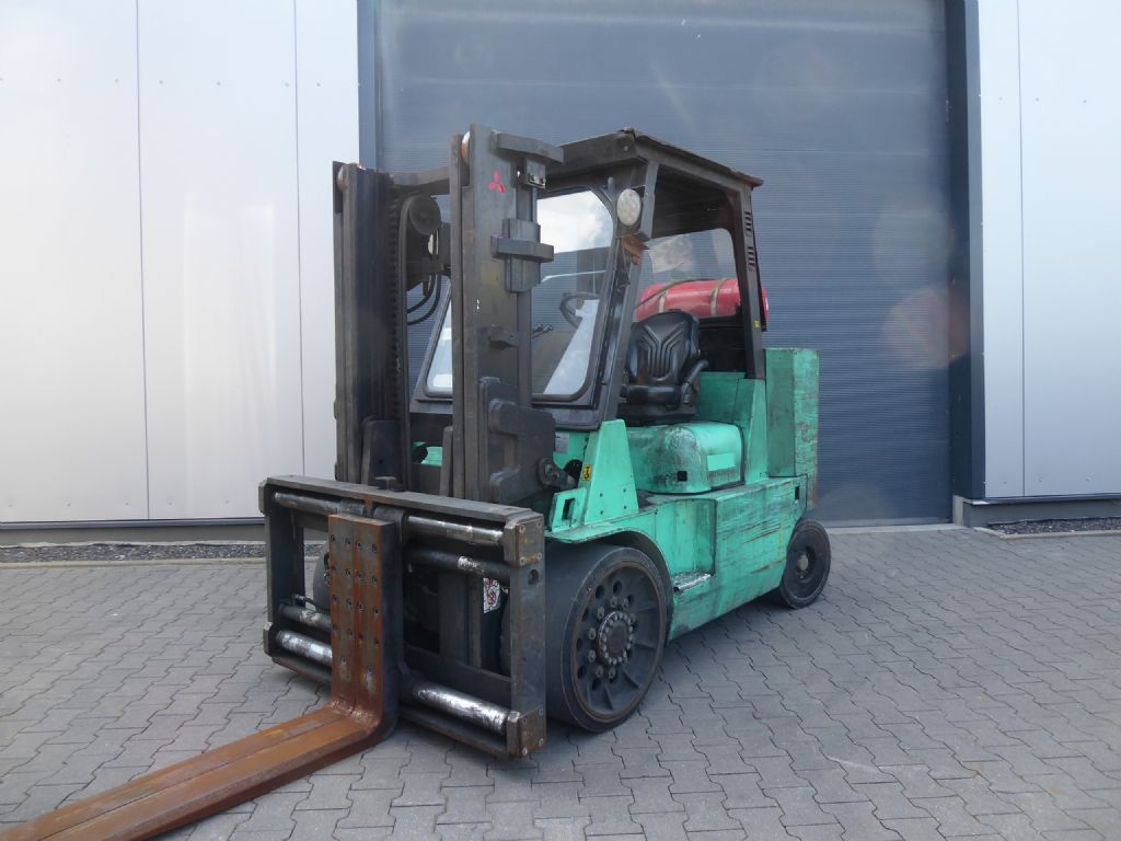 Mitsubishi FGC70K Kompaktstapler Treibgasstapler www.rf-stapler.de