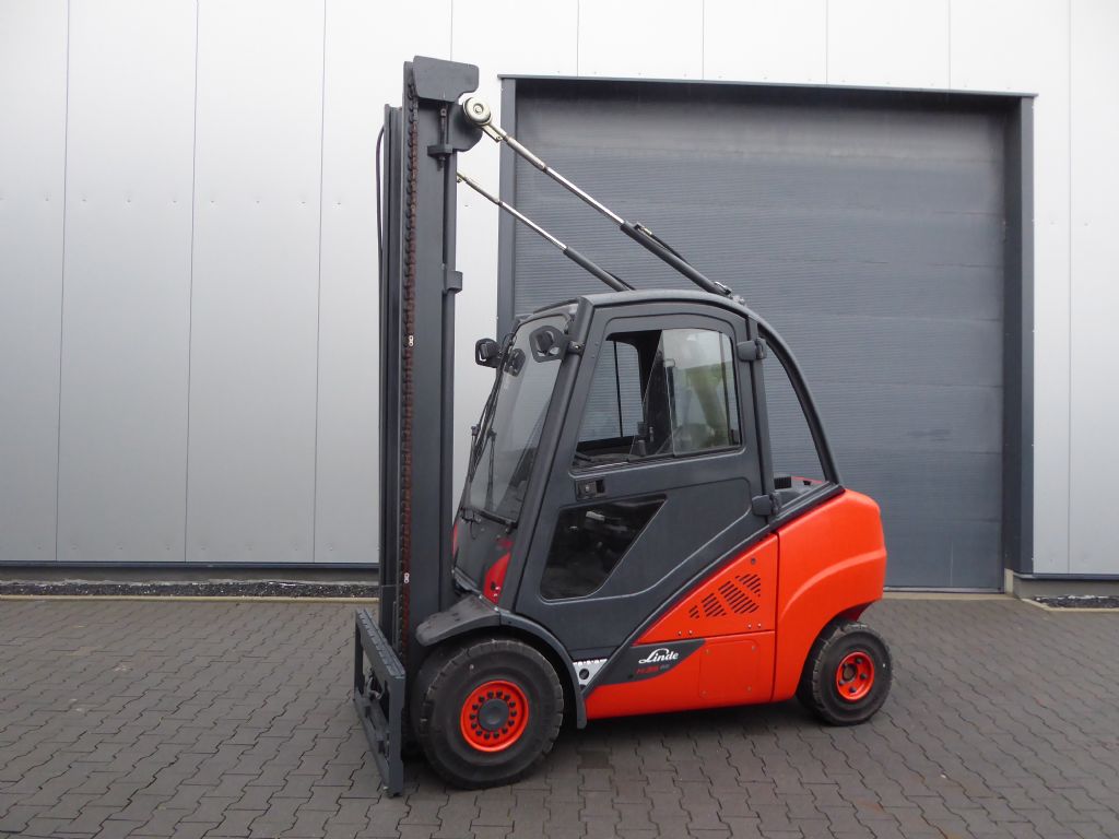 Linde H35D-02 Dieselstapler www.zeidlerstapler.at