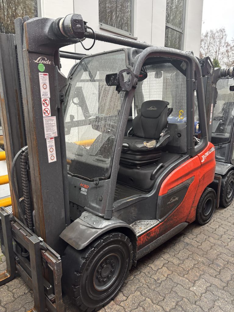 Linde H30T-01 Treibgasstapler www.sks-stapler.at