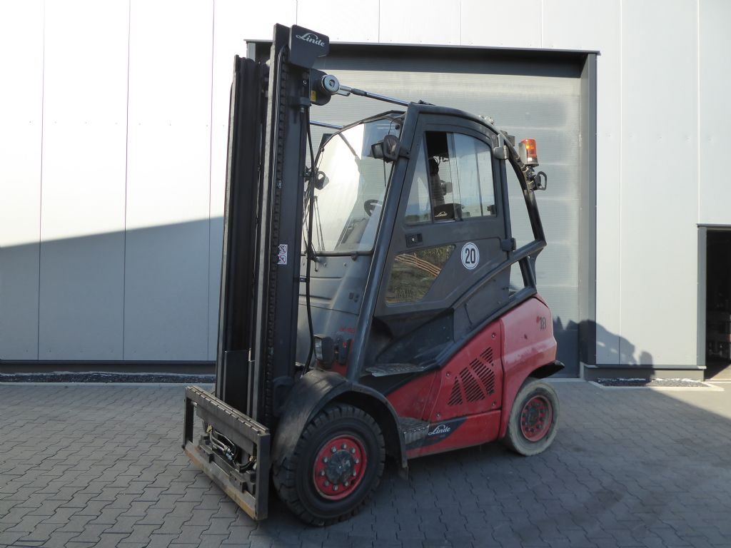 Linde H40D-02 Dieselstapler www.zeidlerstapler.at