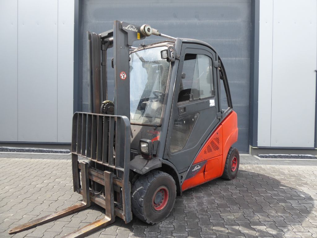Linde H25D-02 Dieselstapler www.zeidlerstapler.at