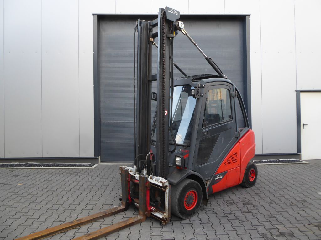 Linde H30D-02 Dieselstapler www.sks-stapler.at