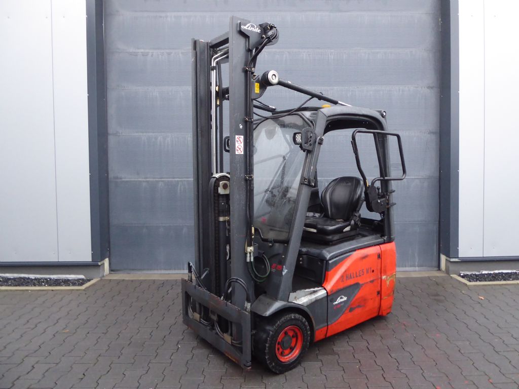 Linde E15-02 Elektro 4 Rad-Stapler www.rs-staplertechnik.de