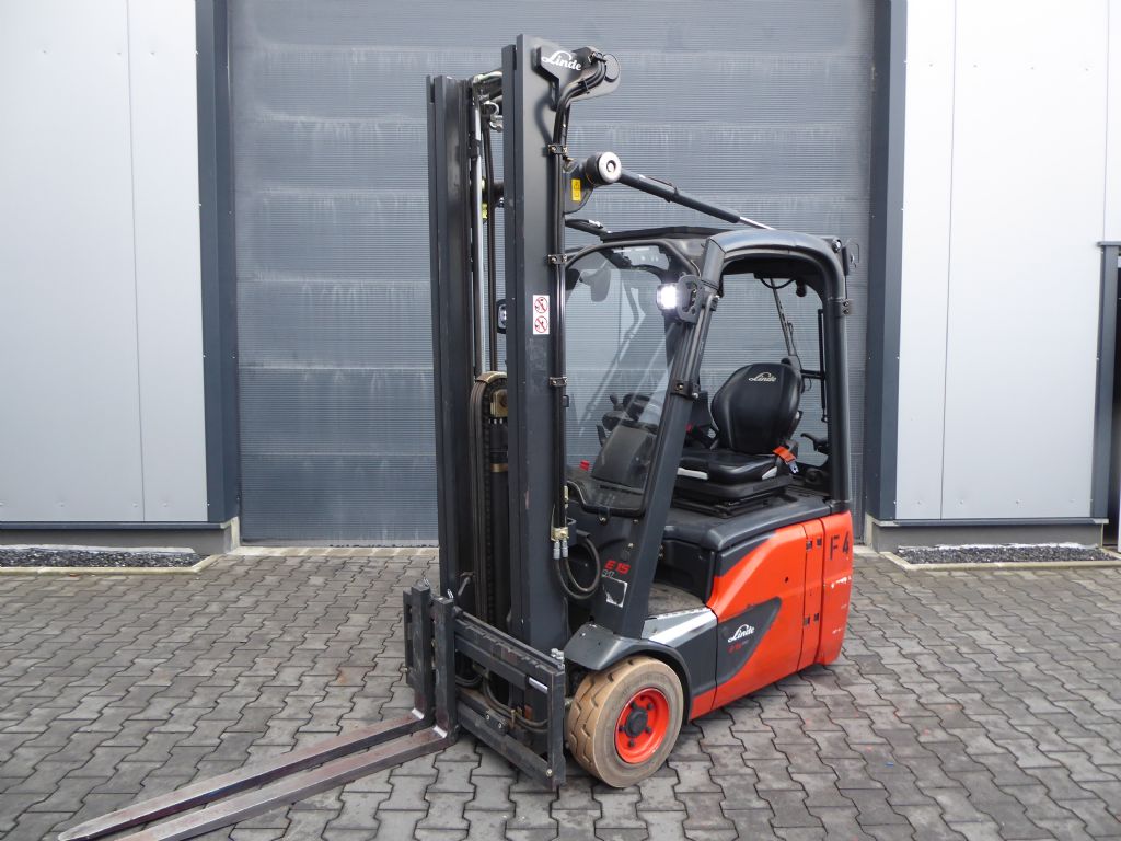 Linde E15-02 Elektro 4 Rad-Stapler www.sks-stapler.at