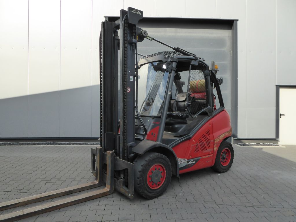 Linde H40T-02 Treibgasstapler www.sks-stapler.at