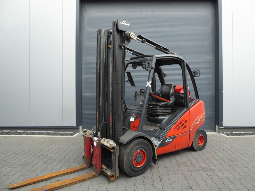Linde H30T-02 Treibgasstapler www.sks-stapler.at