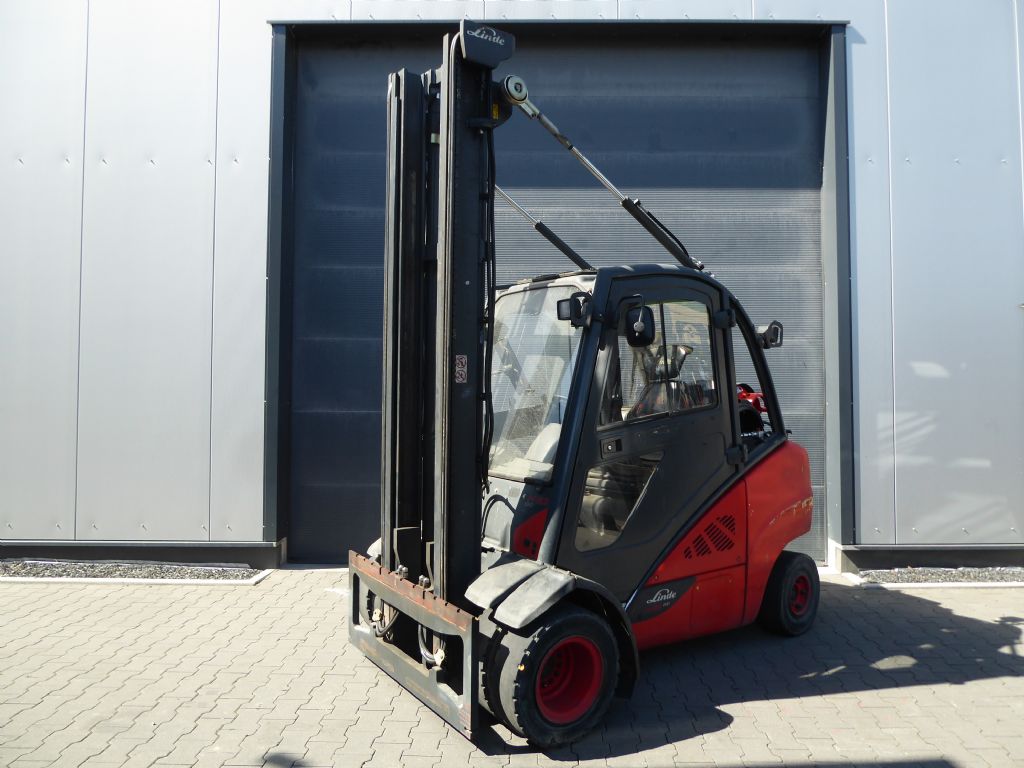 Linde H35T-02 Treibgasstapler www.sks-stapler.at