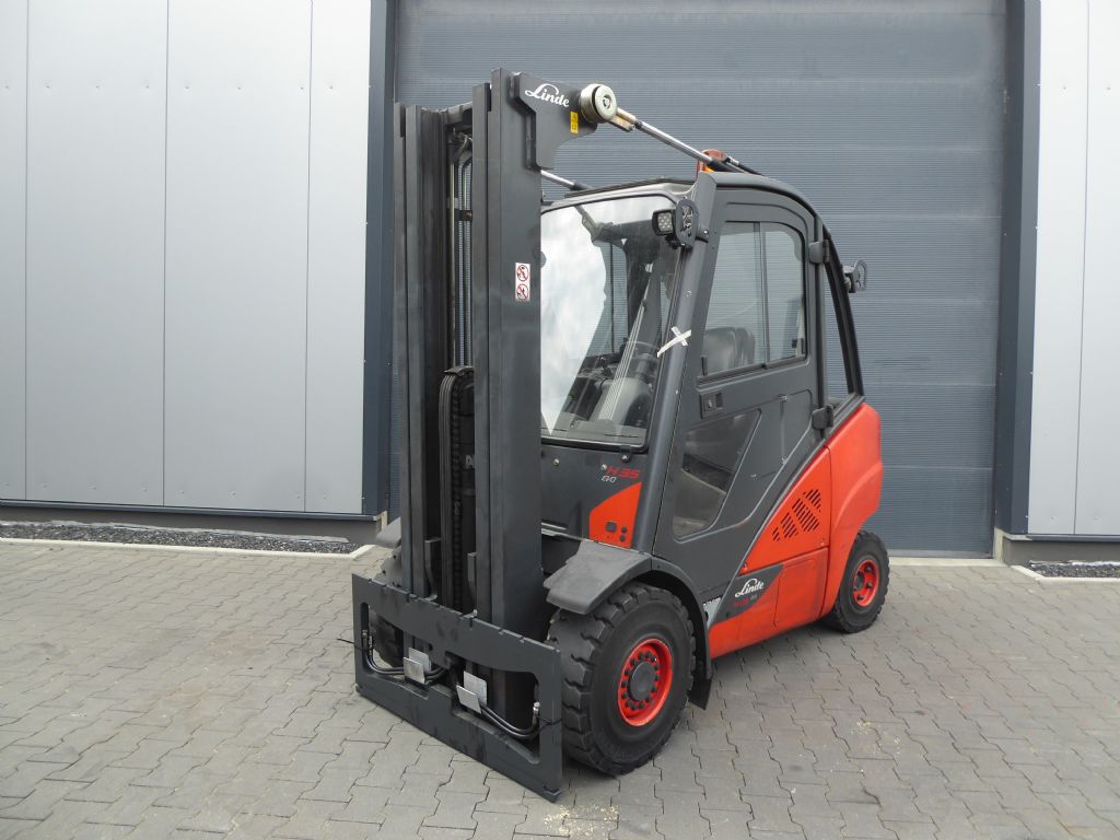 Linde H35D-02 Dieselstapler www.zeidlerstapler.at