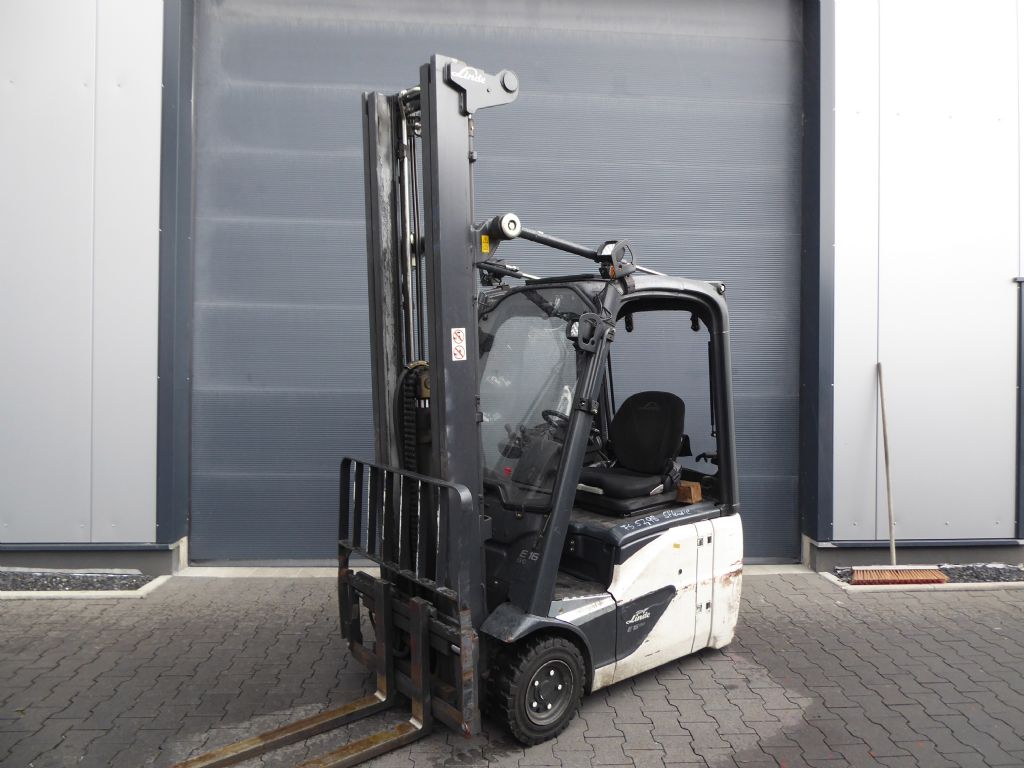 Linde E16C-02 Elektro 3 Rad-Stapler www.zeidlerstapler.at