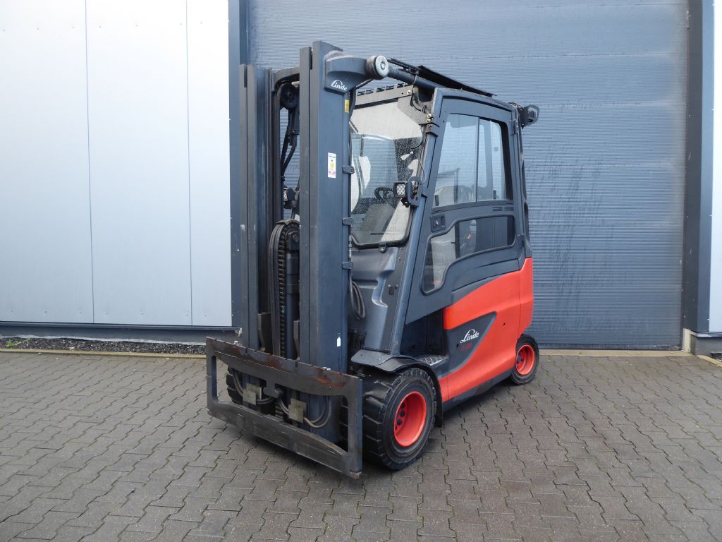 Linde E35HL-01 Elektro 4 Rad-Stapler www.sks-stapler.at