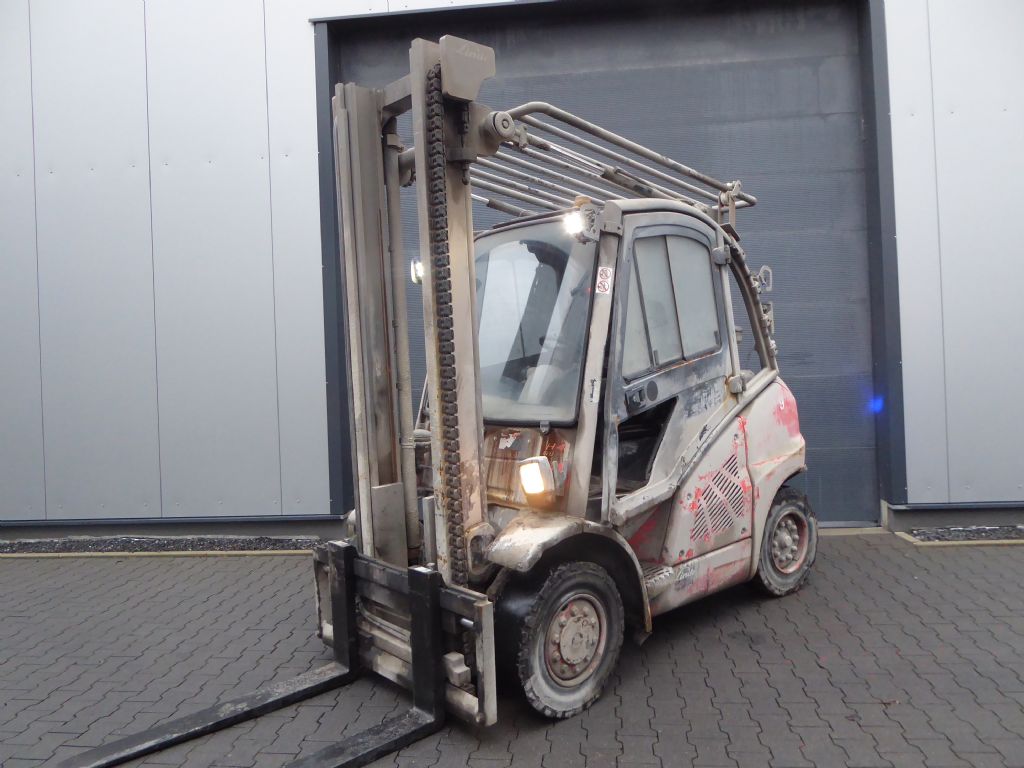 Linde H40D-02 Dieselstapler www.zeidlerstapler.at