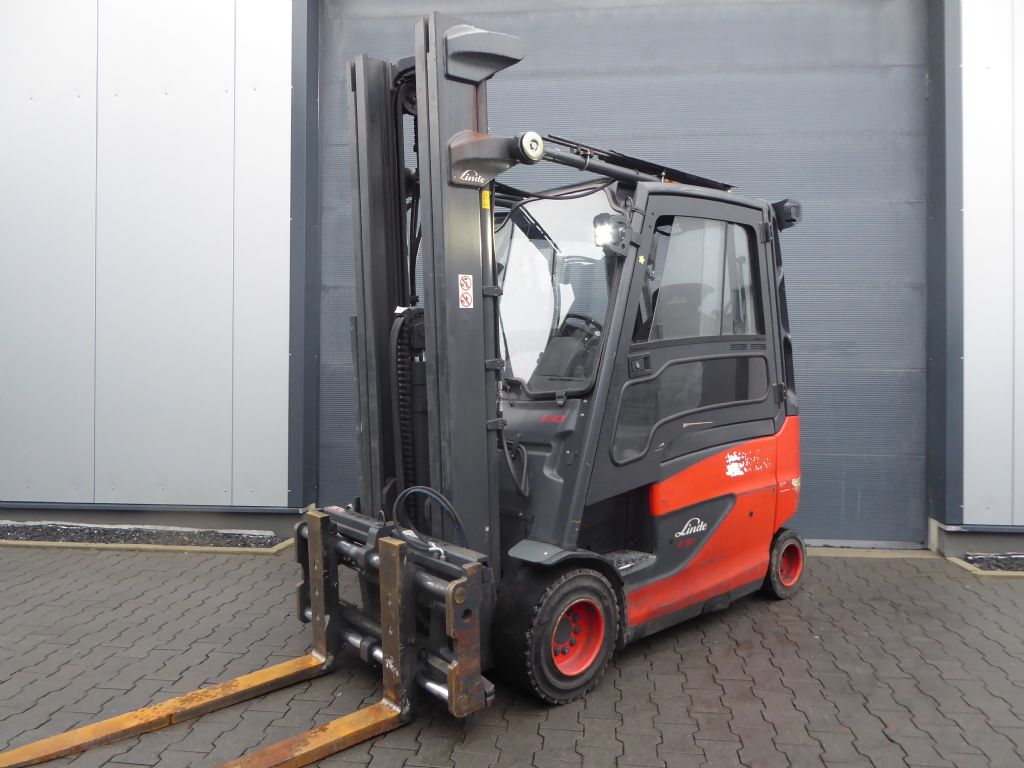 Linde E30HL-01/600 Elektro 4 Rad-Stapler www.sks-stapler.at