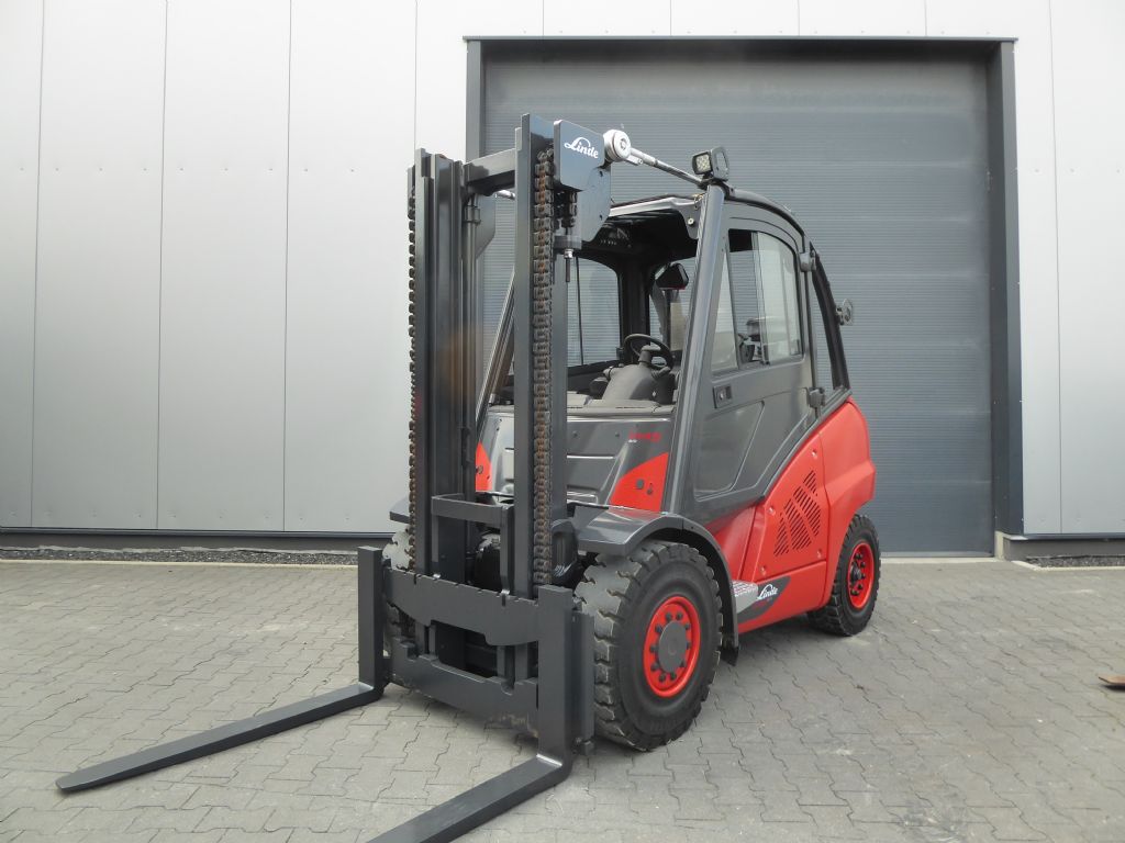 Linde H45D-02 Dieselstapler www.zeidlerstapler.at