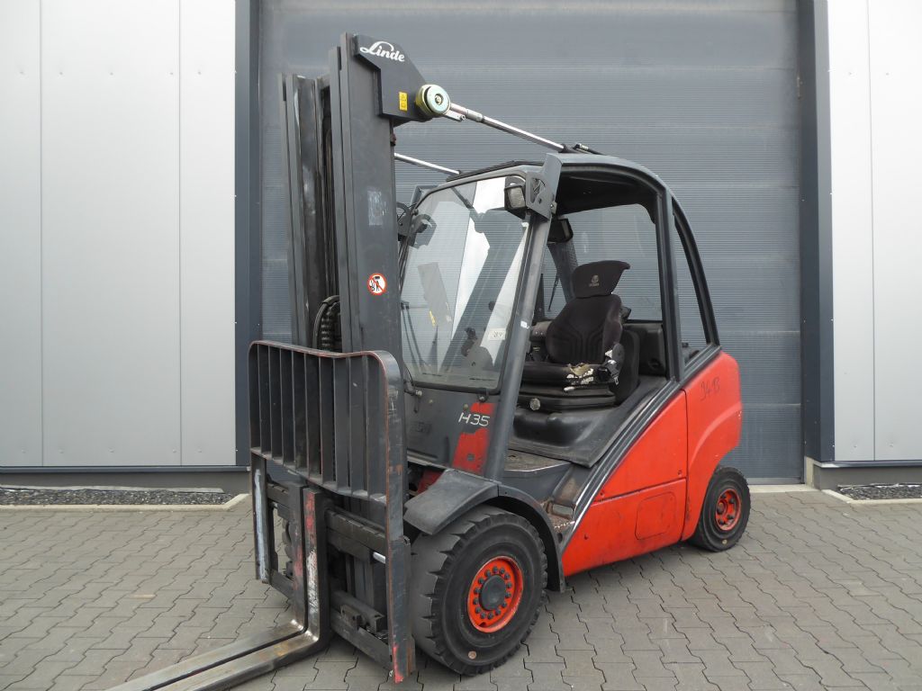 Linde H35D Dieselstapler www.zeidlerstapler.at