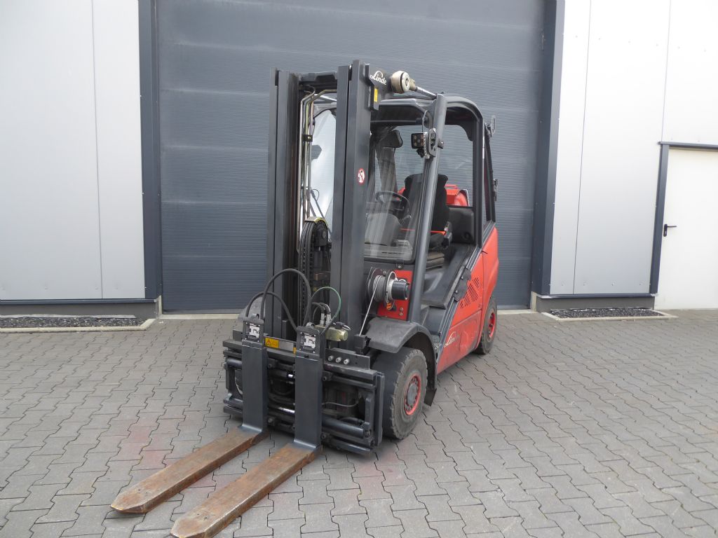 Linde H20T-01 Treibgasstapler www.sks-stapler.at