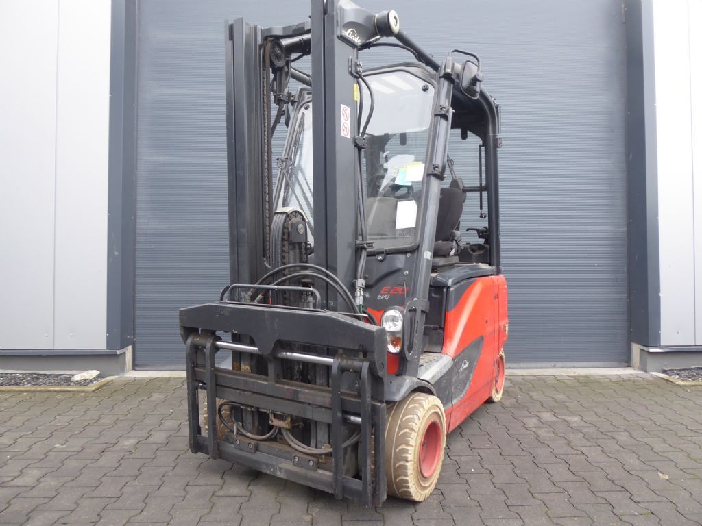 Linde E20PHL-02 Elektro 4 Rad-Stapler www.sks-stapler.at