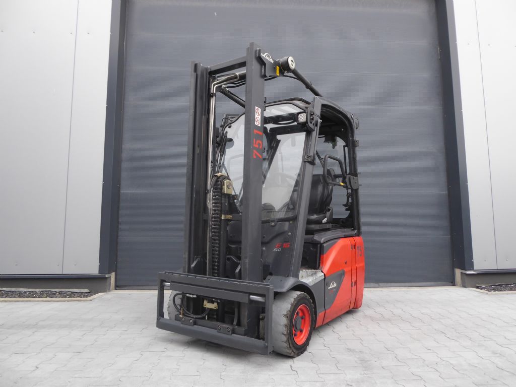 Linde E16c-02 Elektro 3 Rad-Stapler www.sks-stapler.at