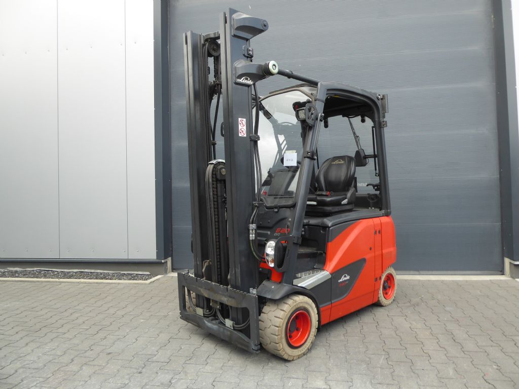 Linde E20PH-02 Elektro 4 Rad-Stapler www.stapler-wiener.at Linde E20PH-02 Elektro 4 Rad-Stapler www.stapler-wiener.at