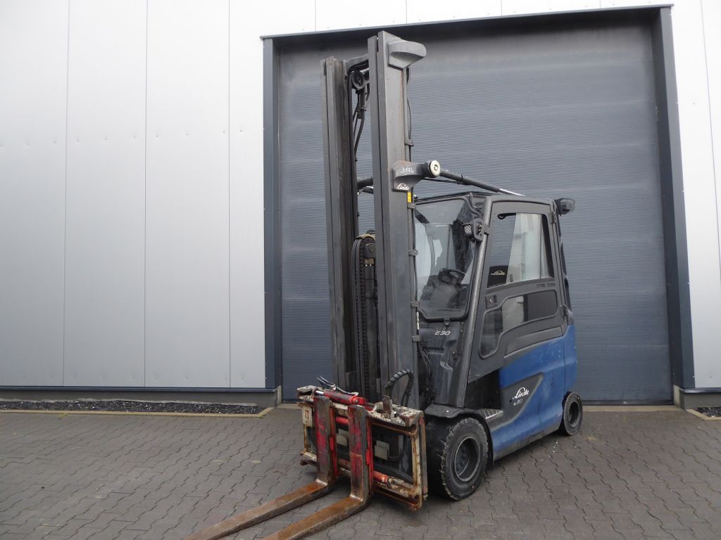 Linde E30HL-01/600 Elektro 4 Rad-Stapler www.sks-stapler.at