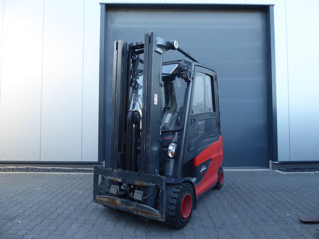 Linde E35HL-01 Elektro 4 Rad-Stapler www.rf-stapler.de