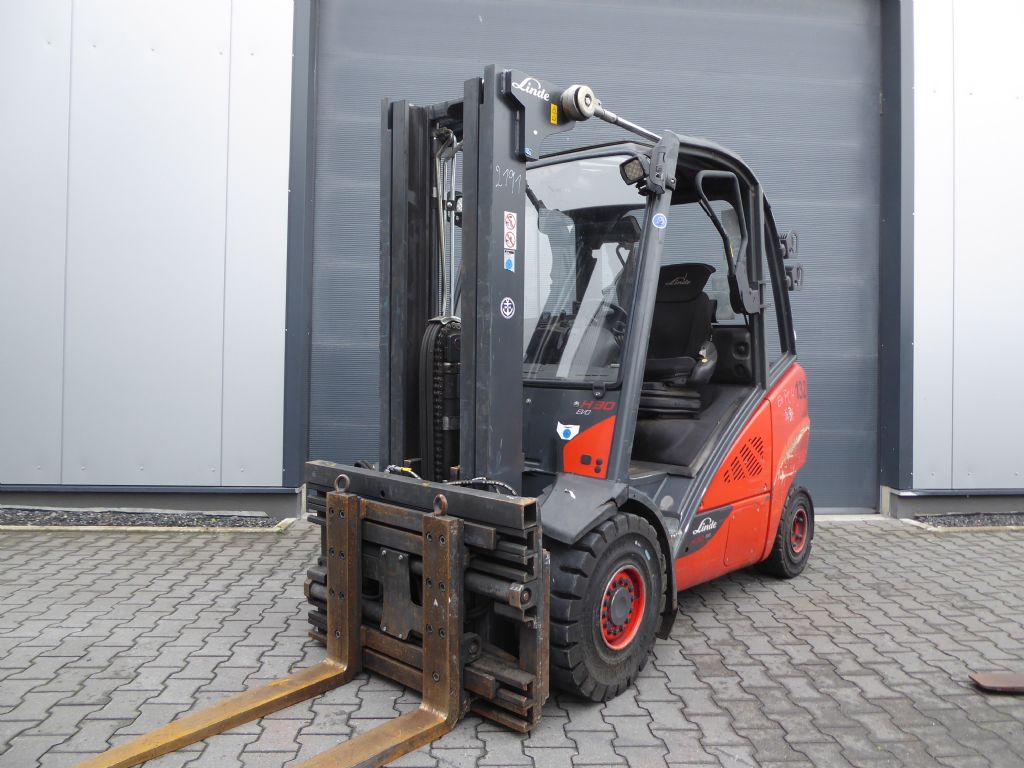 Linde H30D-02 Dieselstapler www.rs-staplertechnik.de