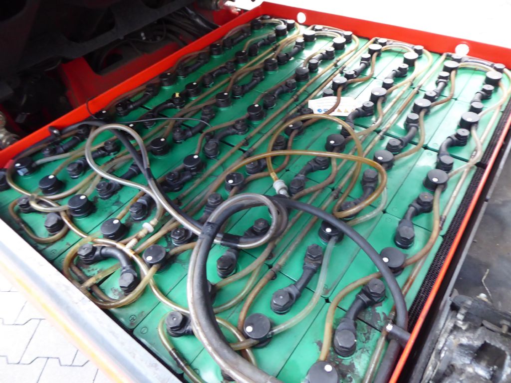 Linde E25L Elektro 4 Rad-Stapler www.rf-stapler.de Linde E25L Elektro 4 Rad-Stapler www.rf-stapler.de